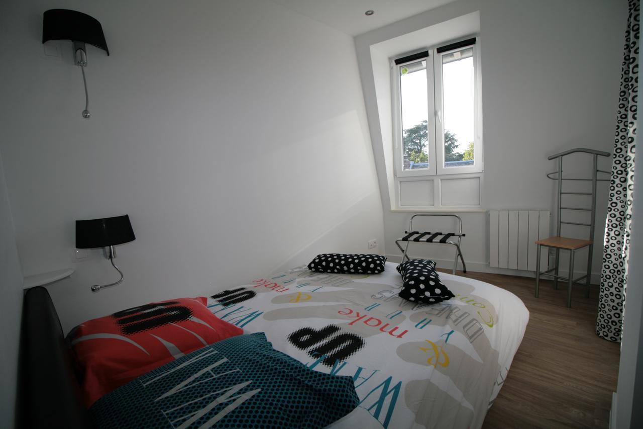 Comme à la Maison - DE LA TOUR Saint-Quentin  Extérieur photo