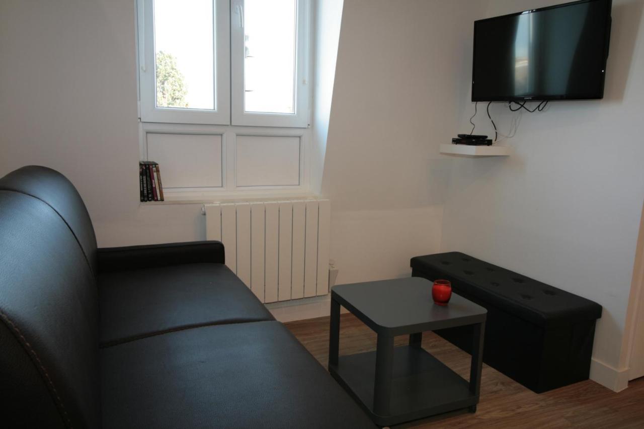 Comme à la Maison - DE LA TOUR Saint-Quentin  Extérieur photo